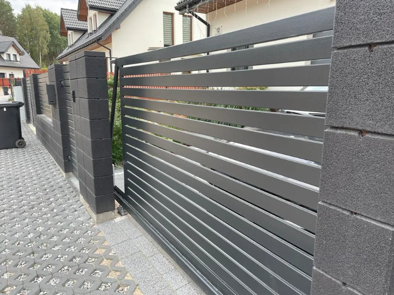 Zdjęcie - nowoczesne ogrodzenia brama z automatyką