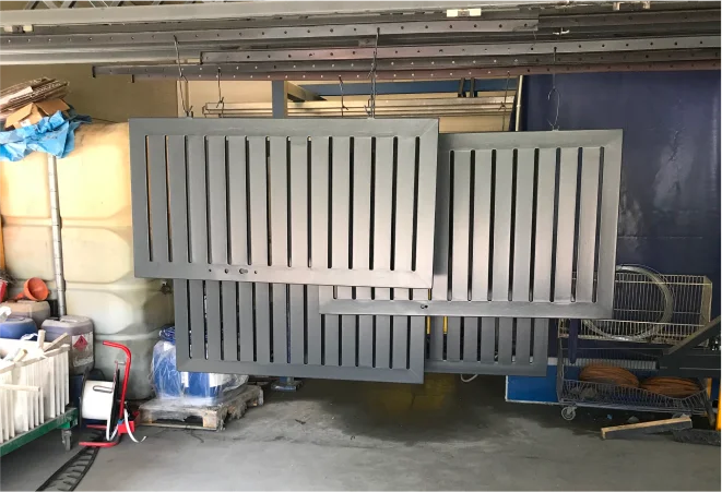 Zdjęcie - Malowanie ogrodzenia palisadowego