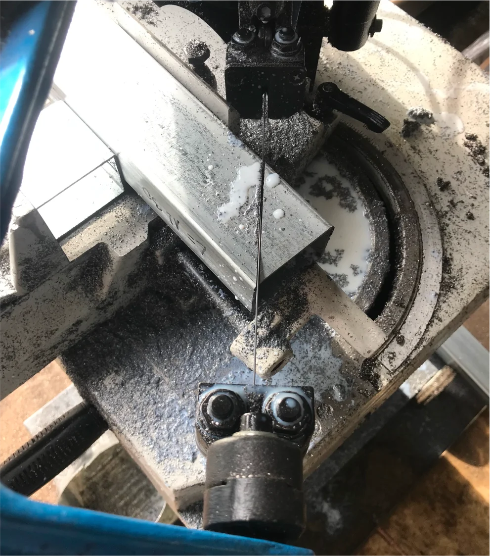 Zdjęcie - Usługi ślusarsko spawalnicze cięcie ślusarskie